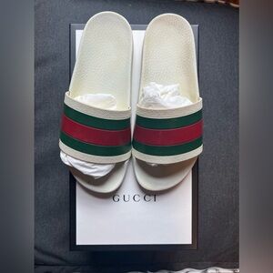 Gucci Pursuit Pool Slides